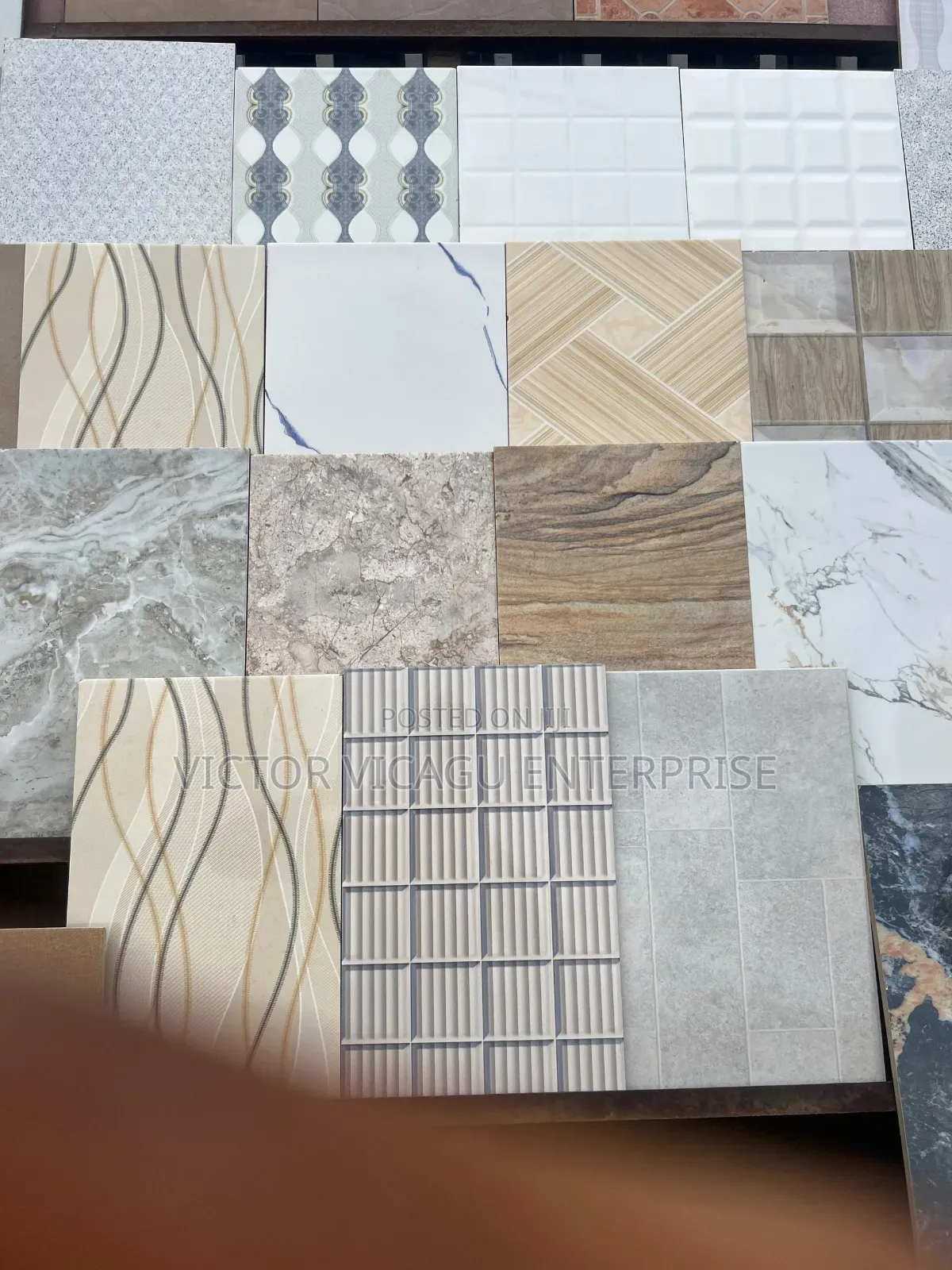 25/40 Wall Tiles