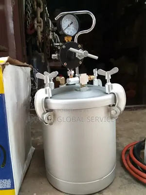 Pressure Tank Paint Spray Gun With 2.0 Mm Nozzle 2-1/2 Gal