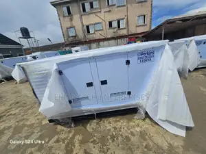 High Quality Sp110kva Perkins Diesel Soundproof Gen 2years