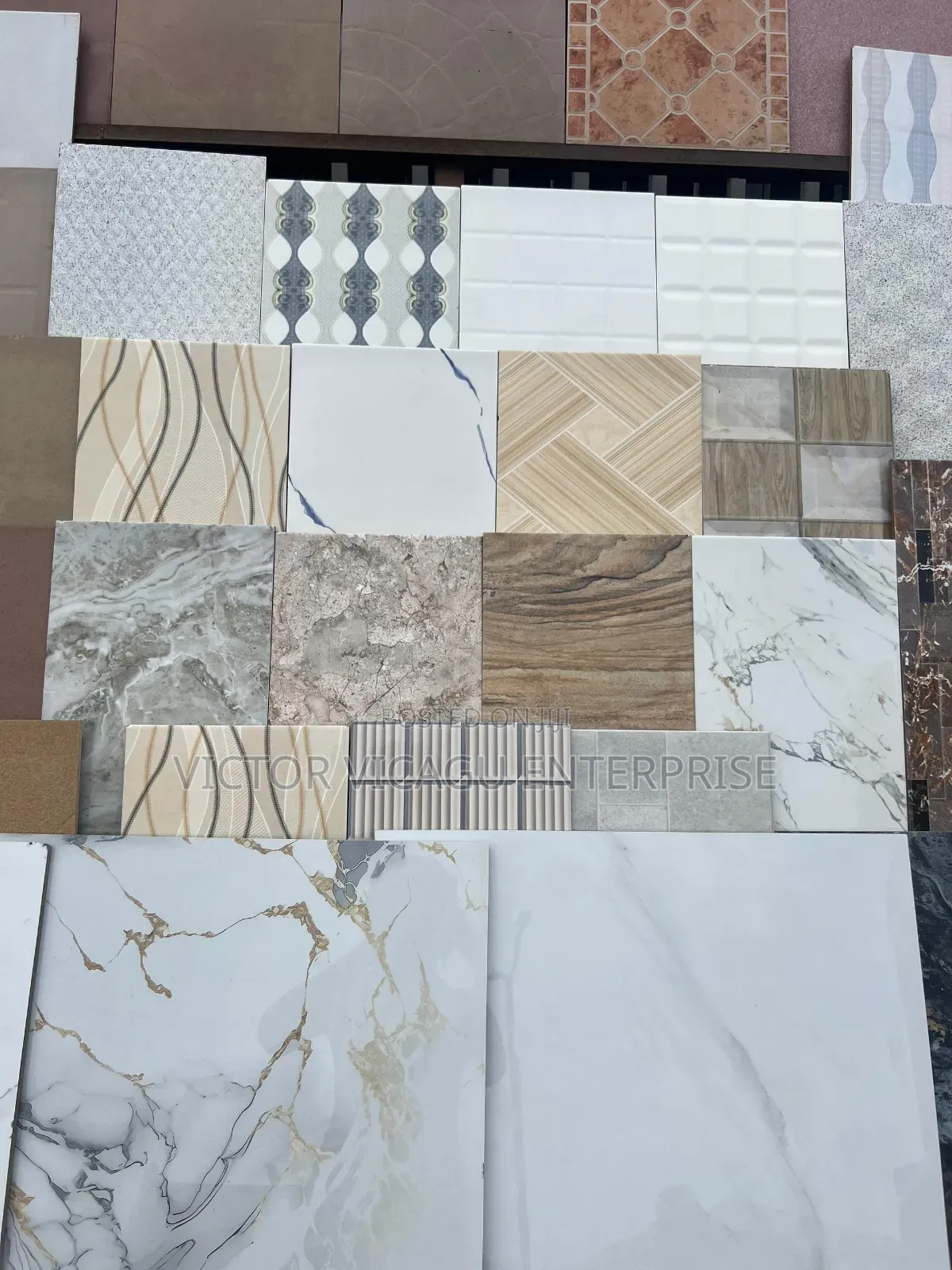 25/40 Tiles