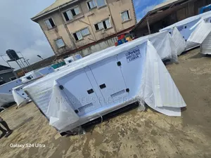 High Quality Sp110kva Perkins Diesel Soundproof Gen 2years