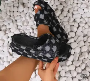 High Platform Slides