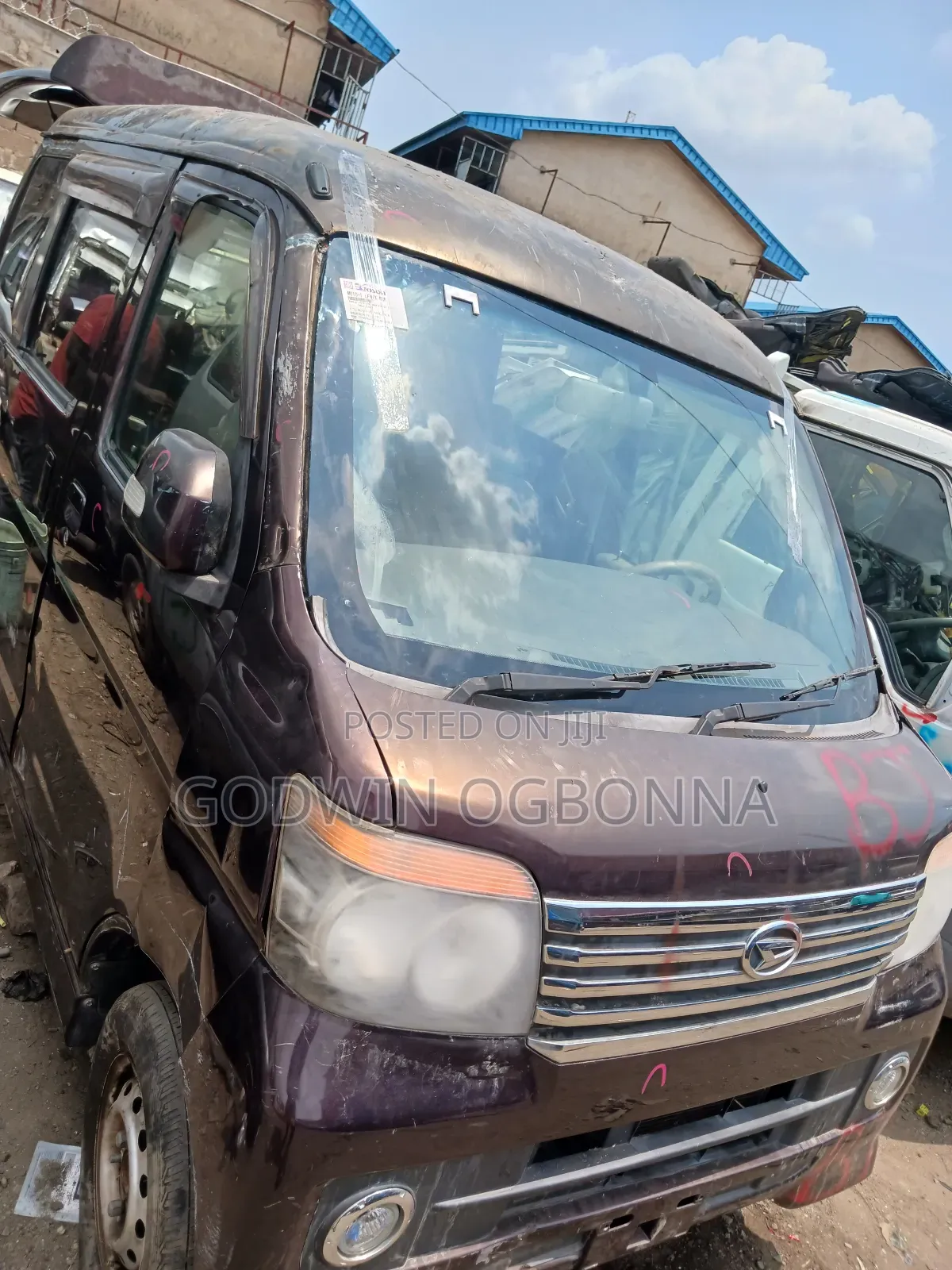 Daihatsu Hijet 2012 Red