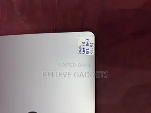 Laptop Apple MacBook Pro 2020 16GB Intel Core I5 SSD 512GB