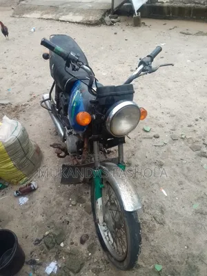 Photo - Bajaj Boxer 2021 Blue