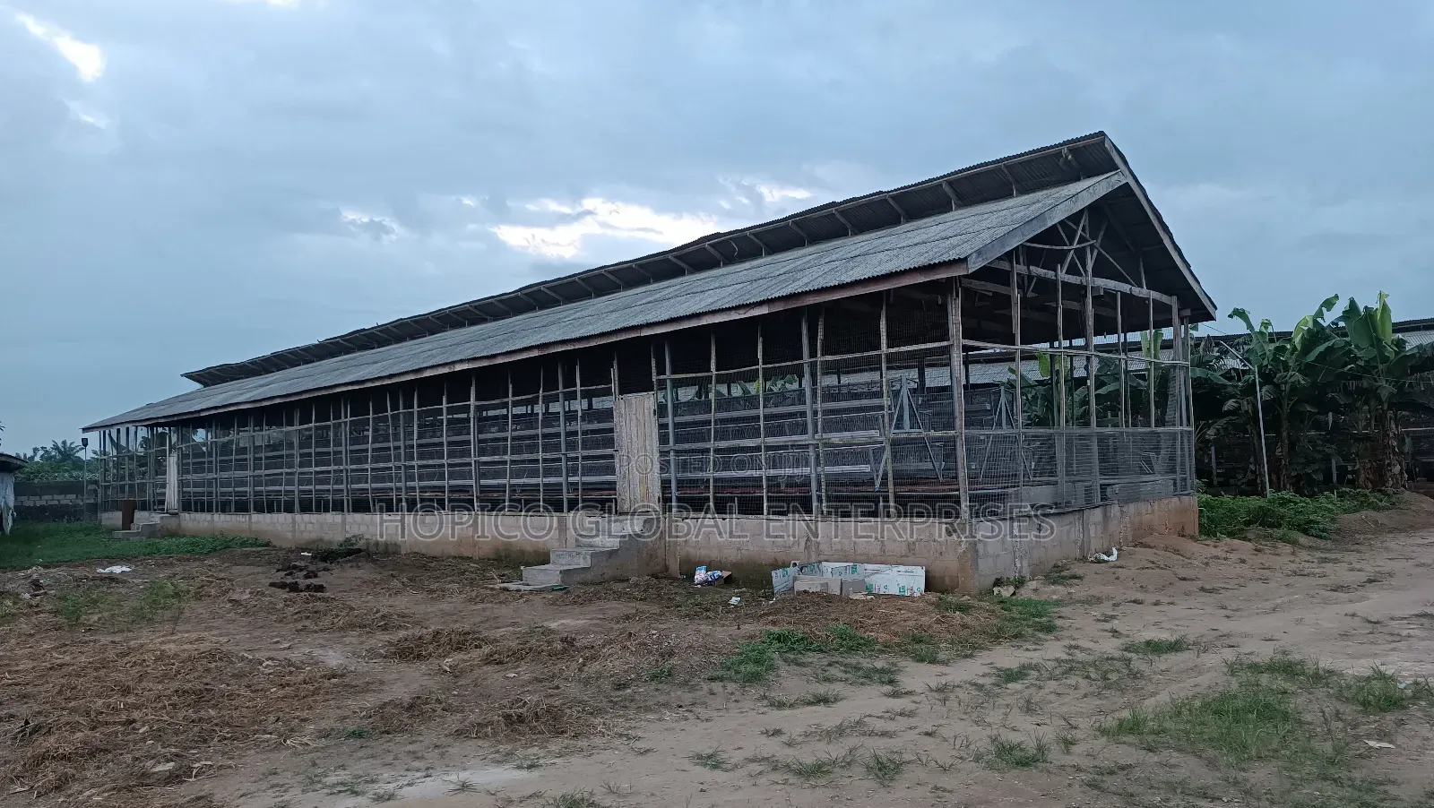 Commercial Cage Supplier 