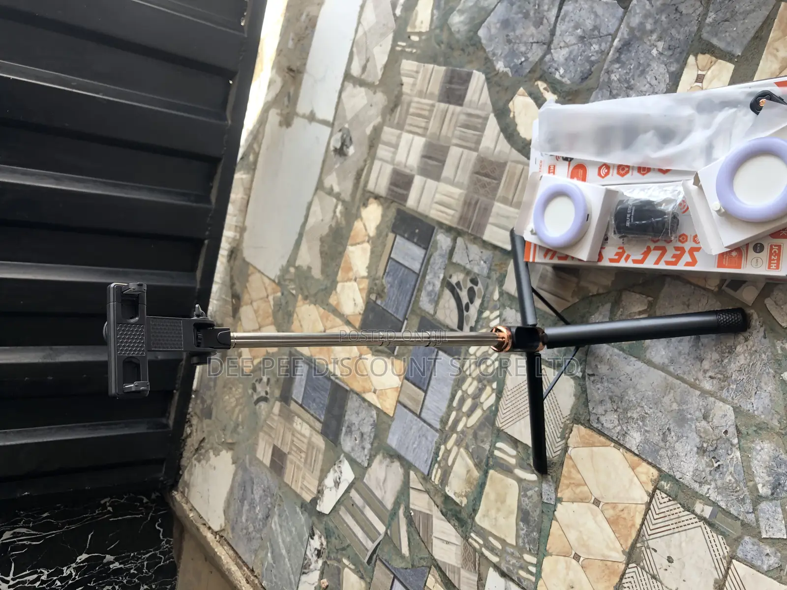 Wirele Bluetooth Selfie Stick With Dual Led Ring Light I