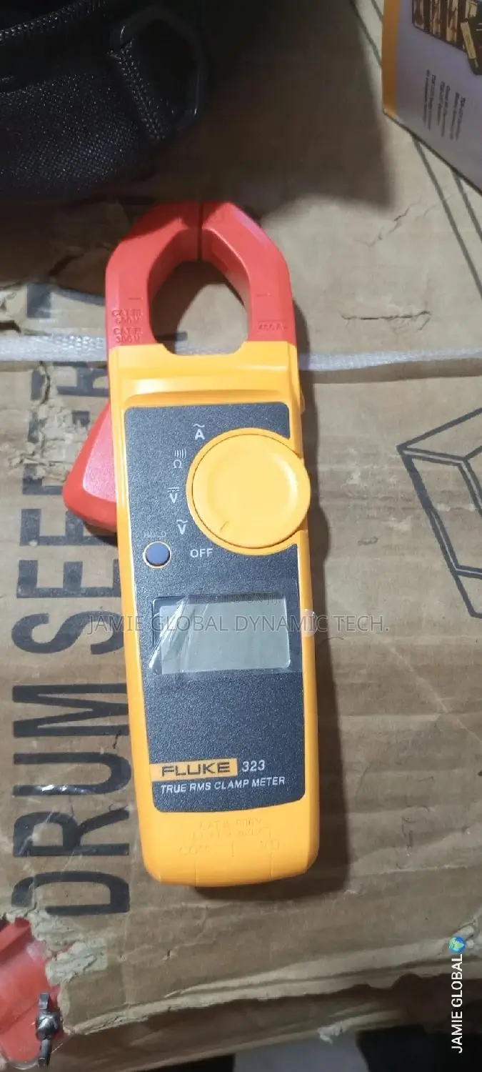 Fluke 323 Clamp Meter