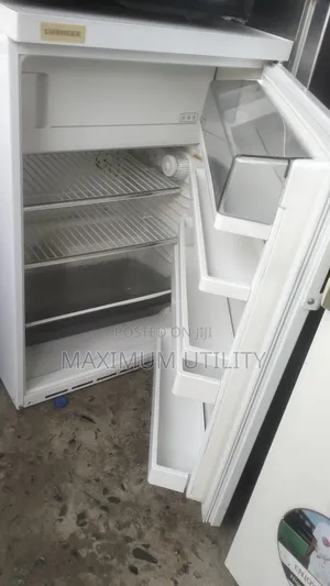 Liebherr 133ltrs Table Top Factory Fitted German Fridge
