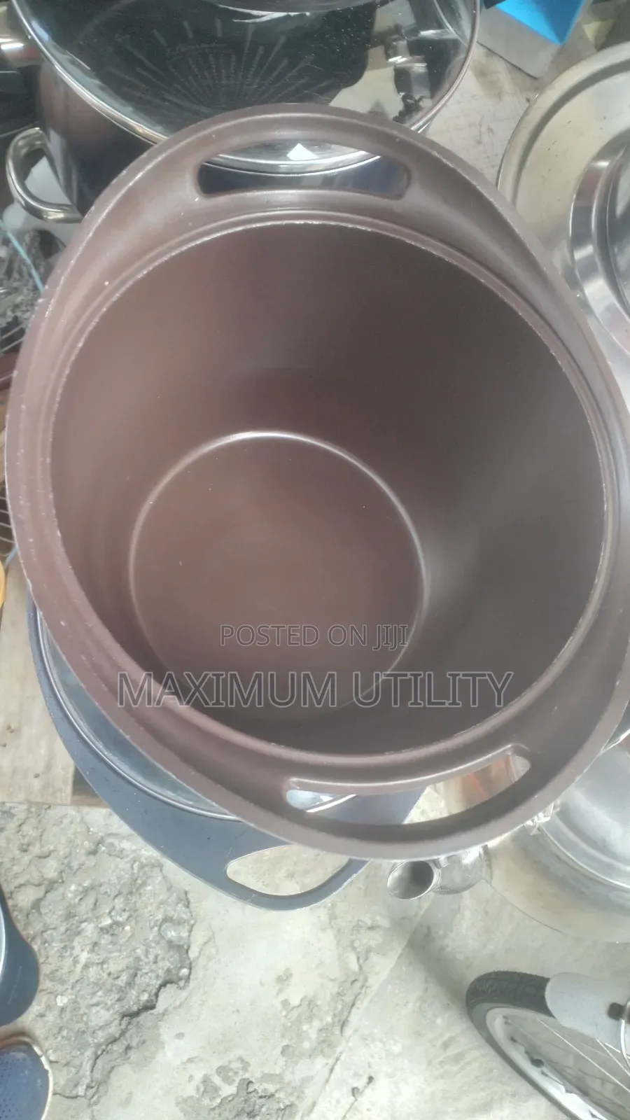 Different Sizes Neat Belgium Non Stick Pot