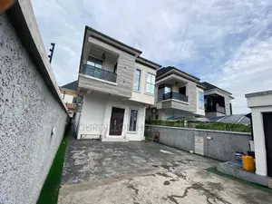 4bdrm Duplex in Lekki for sale