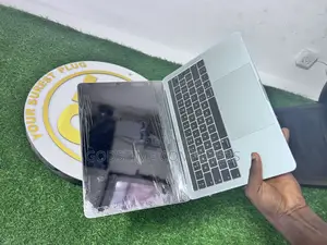 Laptop Apple MacBook Pro 2019 8GB Intel Core i5 SSD 128GB