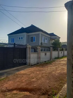 6bdrm Duplex in Mogana, Akala Express for sale