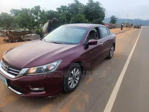 Photo - Honda Accord 2013 Burgundy