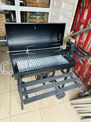 Photo - Rotisserie Type Barbecue Grill /Rotating Chicken BBQ Griller