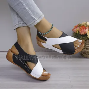 Quality Women Stock Sandal Wedge Sandals