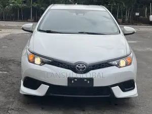 Toyota Corolla Hatchback 2019 Off white