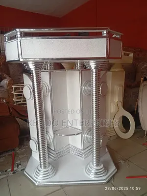 Photo - Morden Pulpit