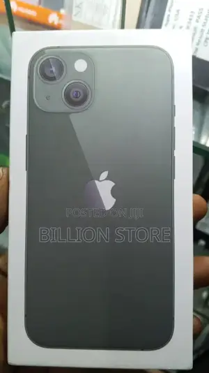 New Apple iPhone 13 256 GB Green