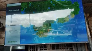 Hisense 43inchs Smart TV