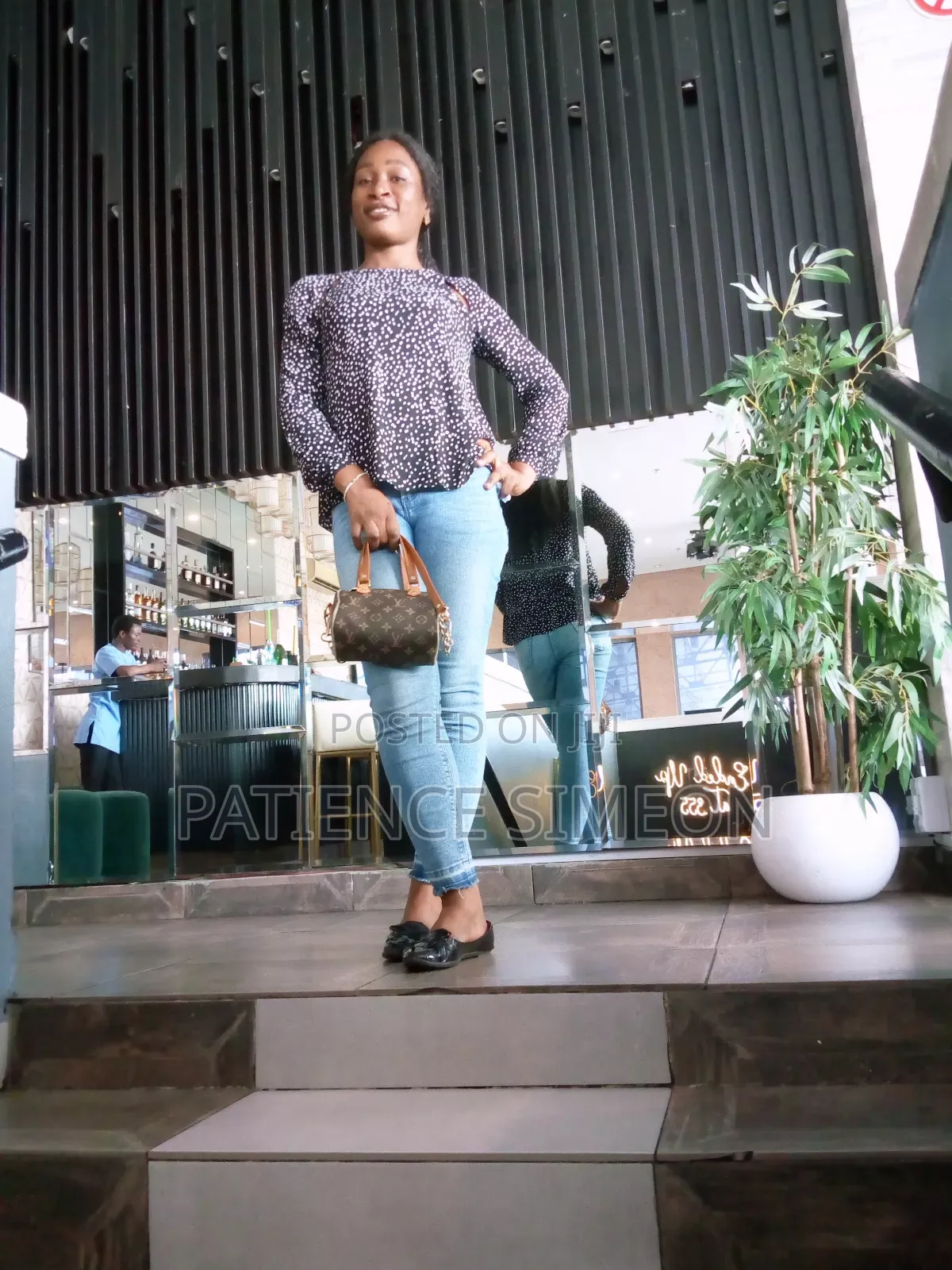 Hr Assistant