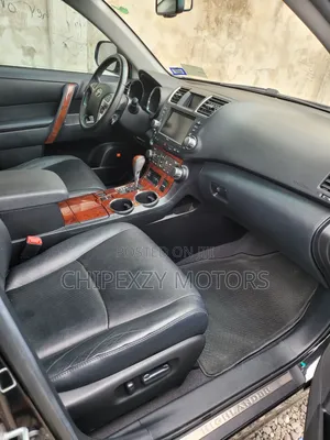 Toyota Highlander Limited 3.5l 4WD 2013 Black