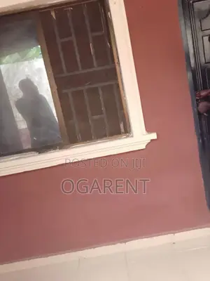 1bdrm Apartment in Benin City for rent