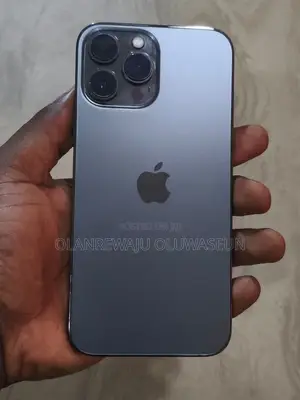 Photo - Apple iPhone 13 Pro Max 128 GB Gray