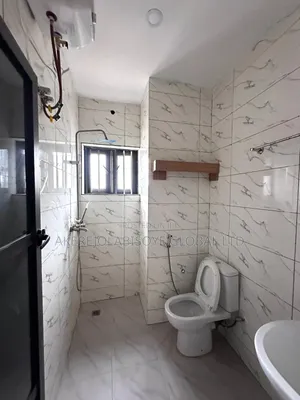 3bdrm Apartment in Guzape Abuja for rent