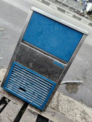Icecube Maker