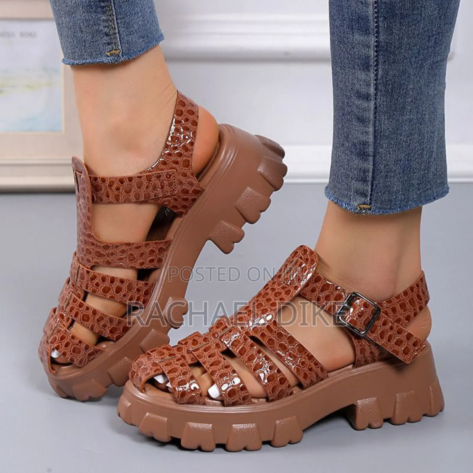 High Quality Sandals