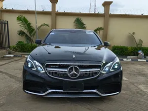 Mercedes-Benz E350 Base 4Matic Sedan AWD (3.5L 6cyl 7A) 2016 Black