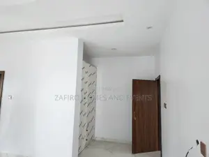 4bdrm Duplex in Oyelade Estate for sale
