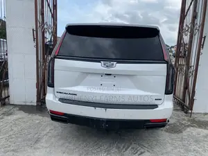 Cadillac Escalade 2023 White