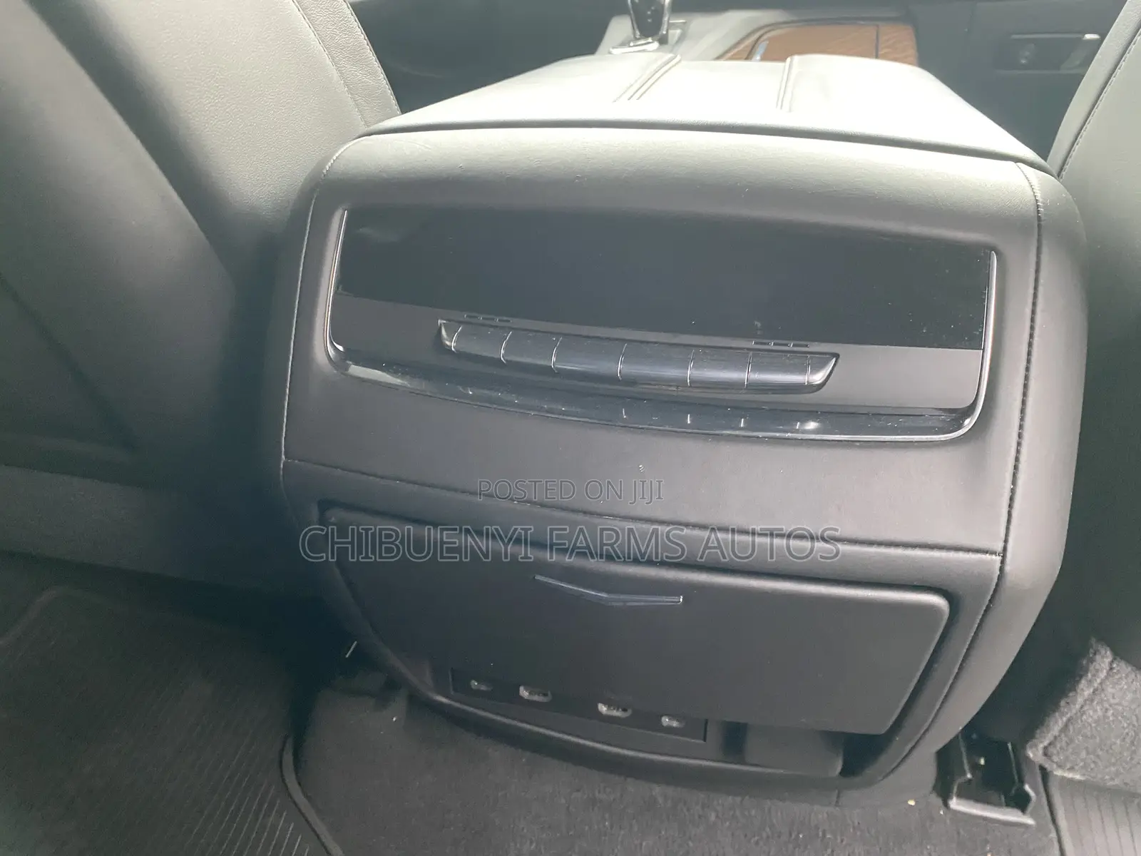 Cadillac Escalade 2023 White