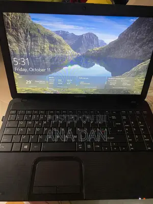 Photo - Laptop Toshiba Satellite C850 4GB Intel Pentium HDD 500GB