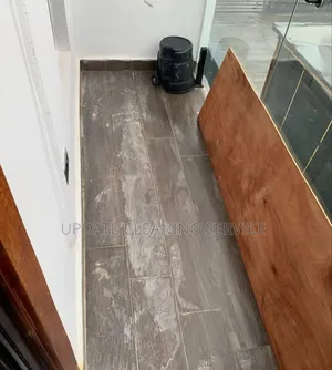 Expert Cleaning and Disinfecting Service for Homes Offices