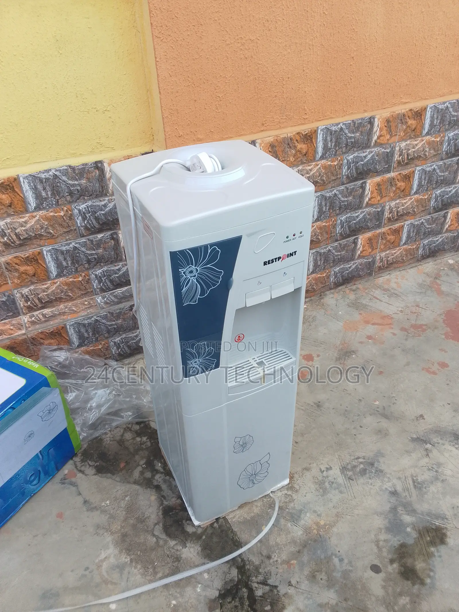 Restpoint Rp‐Ws40 Compressor Water Dispenser