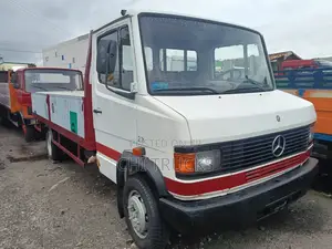 Mercedes Benz 709 Pickup Truck 16ft Long German