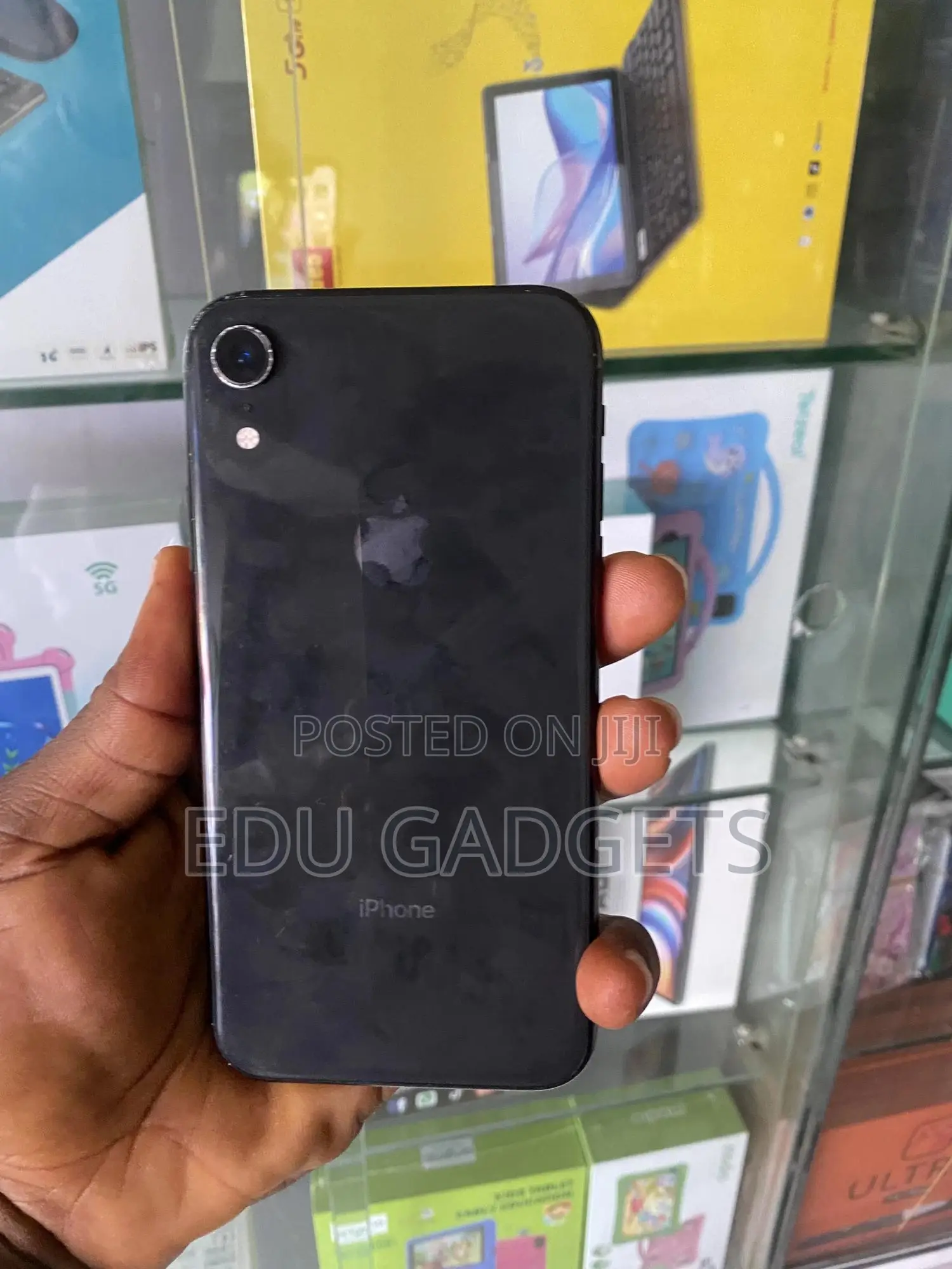 Apple XR 64 GB Black