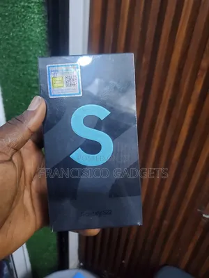 New Samsung Galaxy S22 5G 128 GB Black