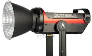 Aputure 300dll Light