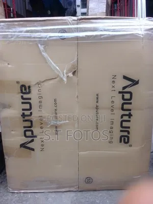 Aputure 300dll Light