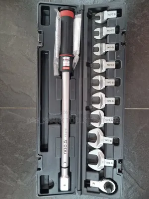 Yato Torque Wrench 1/2 Dr-40-200 With Accessories(13-30mm)
