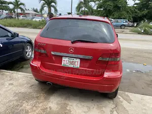 Mercedes-Benz B-Class B200 Petrol 2010 Red