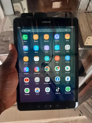 Samsung Galaxy Tab A 9.7 16 GB Black