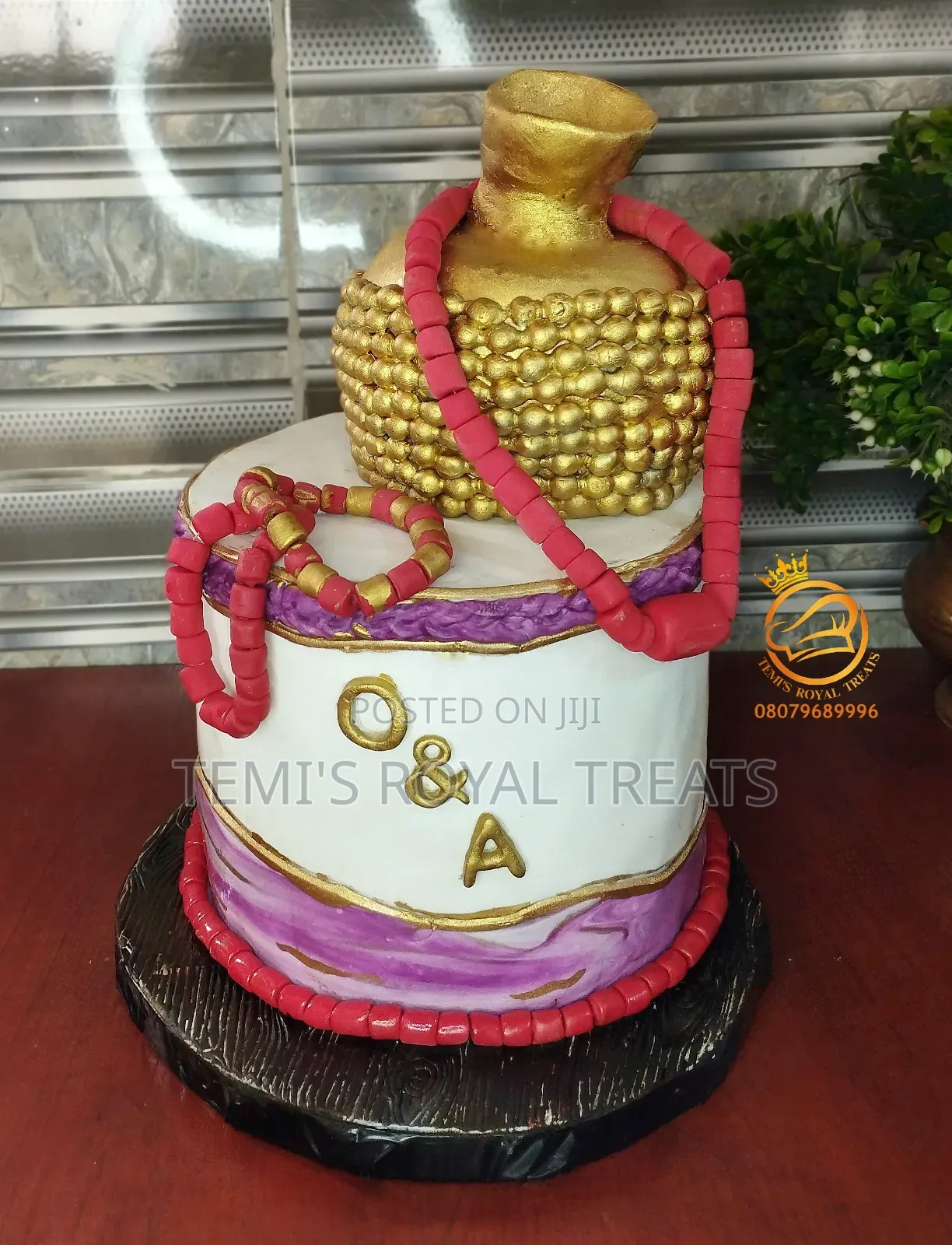 Fondant and Wedding Cakes