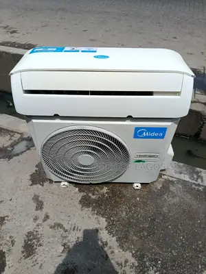 1.5hp Inverter Midea Digital Display