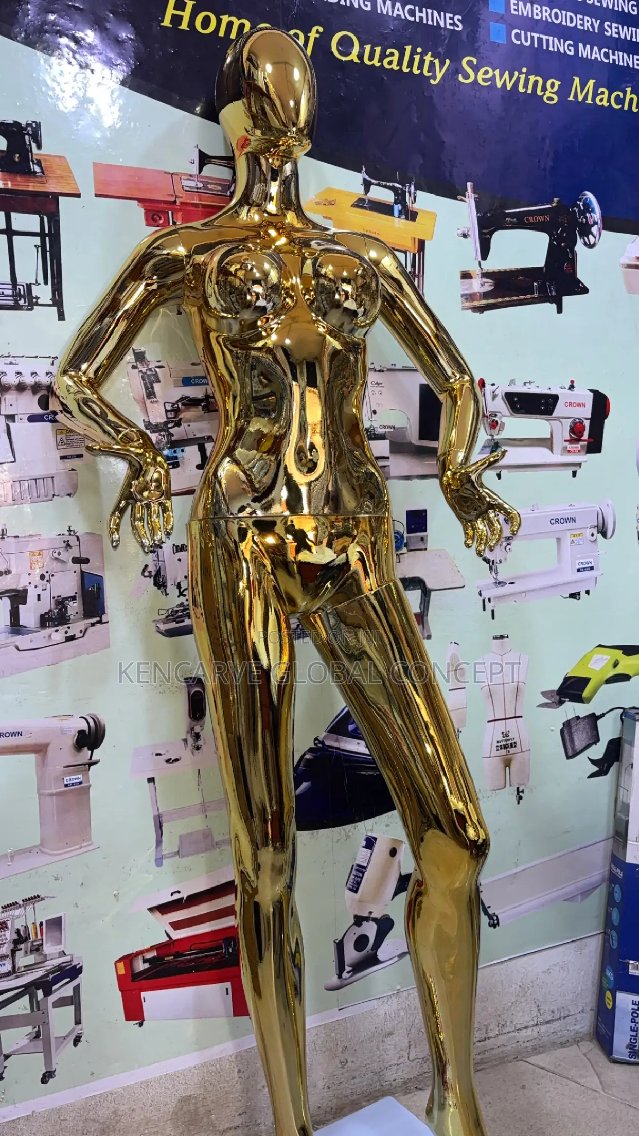 Female Gold Mannequin