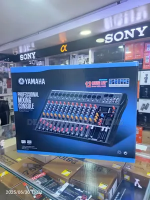Photo - Yamaha Ct-120 Audio Mixer